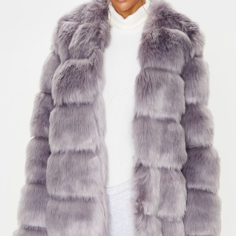 Bubble faux fur coat